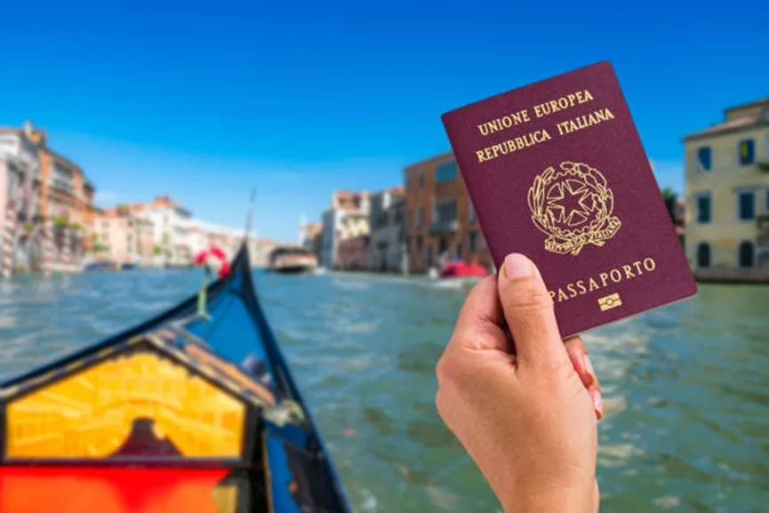 ITALIAN PASSPORT