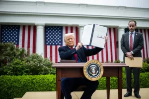 TRUMP 4