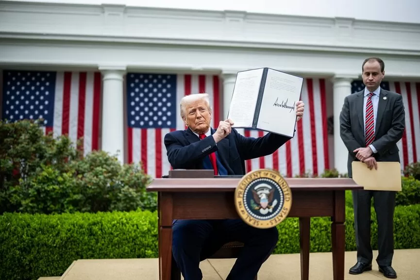 TRUMP 4