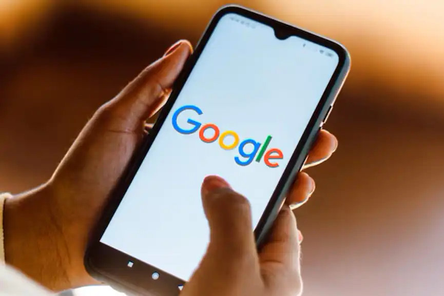 google-logo-seen-displayed-smartphone