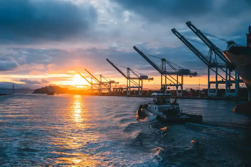 panoramic-shot-oil-rigs-sea