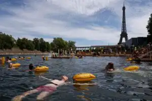 PARIS SEINE PUBLIC SWIMMING