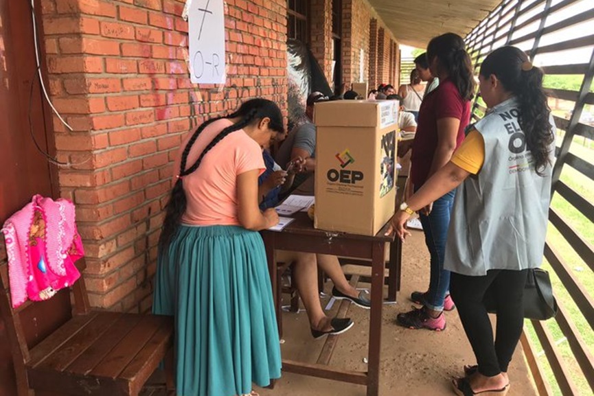 Bolivians Vote in Landmark Election That Could End Two Decades of Leftist Rule