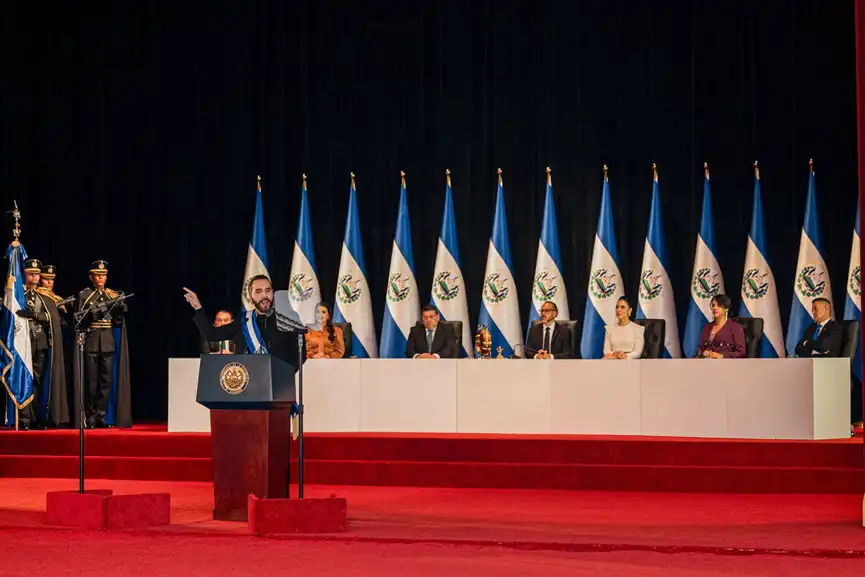 El Salvador Approves Constitutional Reform