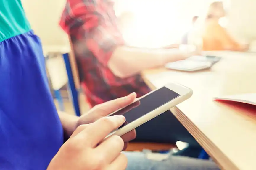 SMART PHONE BAN IN SK