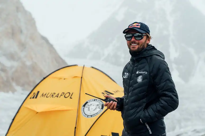 Bargiel Skis Everest Without Bottled Oxygen