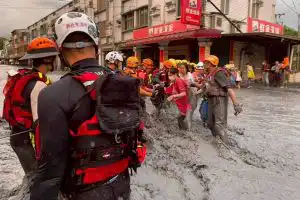 Special rescue crew members displacing people