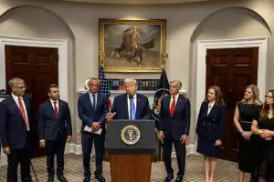 President Donald J. Trump announces FDA's new guidance alerting physicians