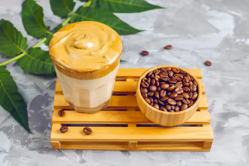 dalgona-coffee-iced-fluffy-creamy-whipped-trend-drink-with-coffee-foam-milk