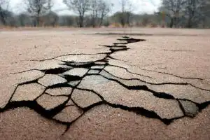 ground-cracks-breaks-land-surface-from-earthquake
