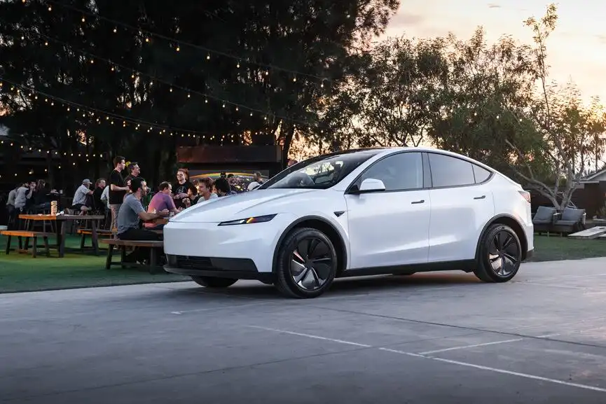 Model Y Standard & Model 3 Standard