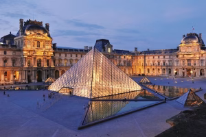 Louvre Night View