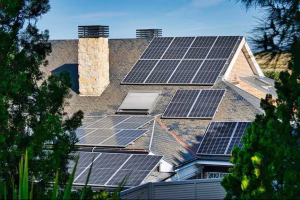 roofs-singlefamily-homes-with-solar-energy-panels
