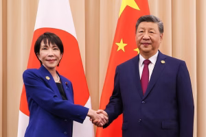 Japan-China_Summit_Meeting_at_the_APEC_South_Korea_2025