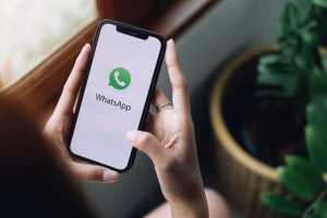 Russia Restricts WhatsApp, Urges Adoption of MAX Platform