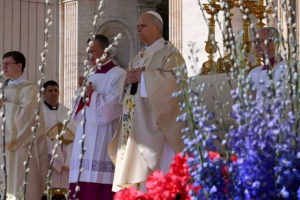 Easter Light, Call for Peace: Pope Leo XIV Leads First Vigil at Vatican