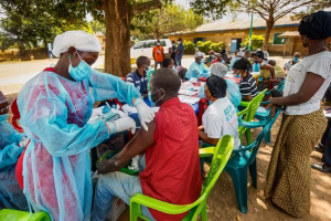 India Steps Up Ebola Precautions as Africa Outbreak Raises Concern