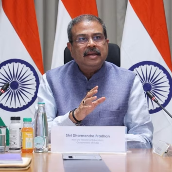 Dharmendra Pradhan Resigns as Education Minister-IAN
