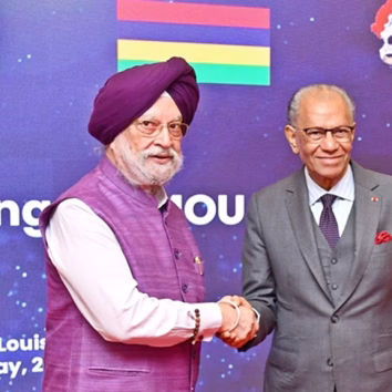 India, Mauritius Sign Five-Year Fuel Supply Agreement-IAN