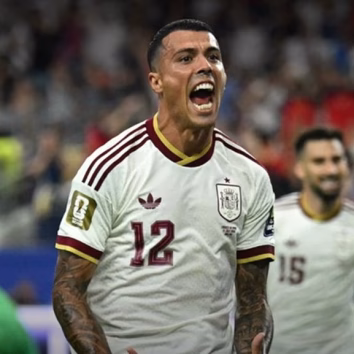 Spain Beat France 2-0 to Reach Final-IAN